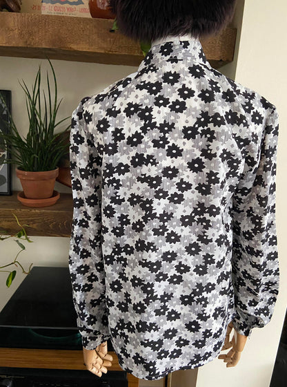 Vintage 1970s Black White Floral Shirt