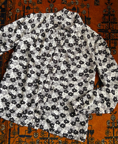 Vintage 1970s Black White Floral Shirt