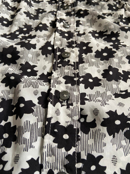 Vintage 1970s Black White Floral Shirt