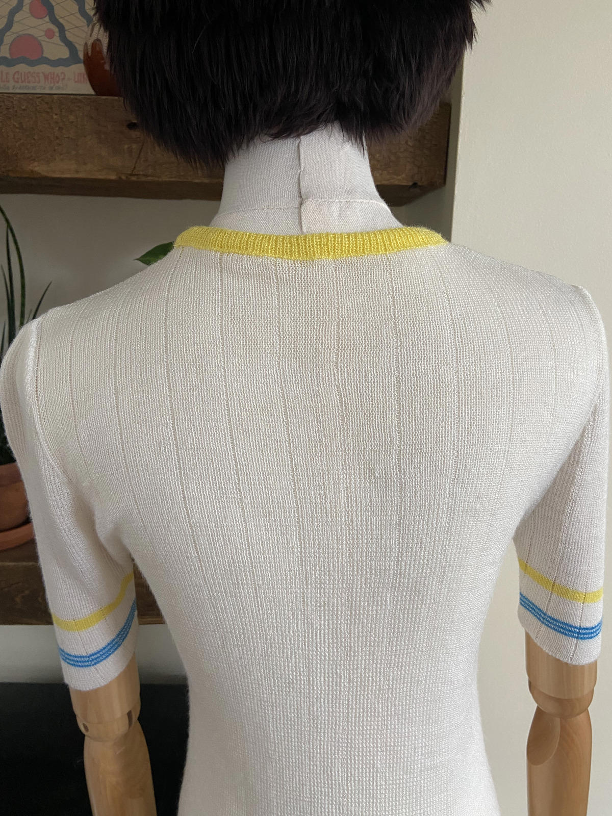 Vintage 1970s White Yellow Blue Knit Top