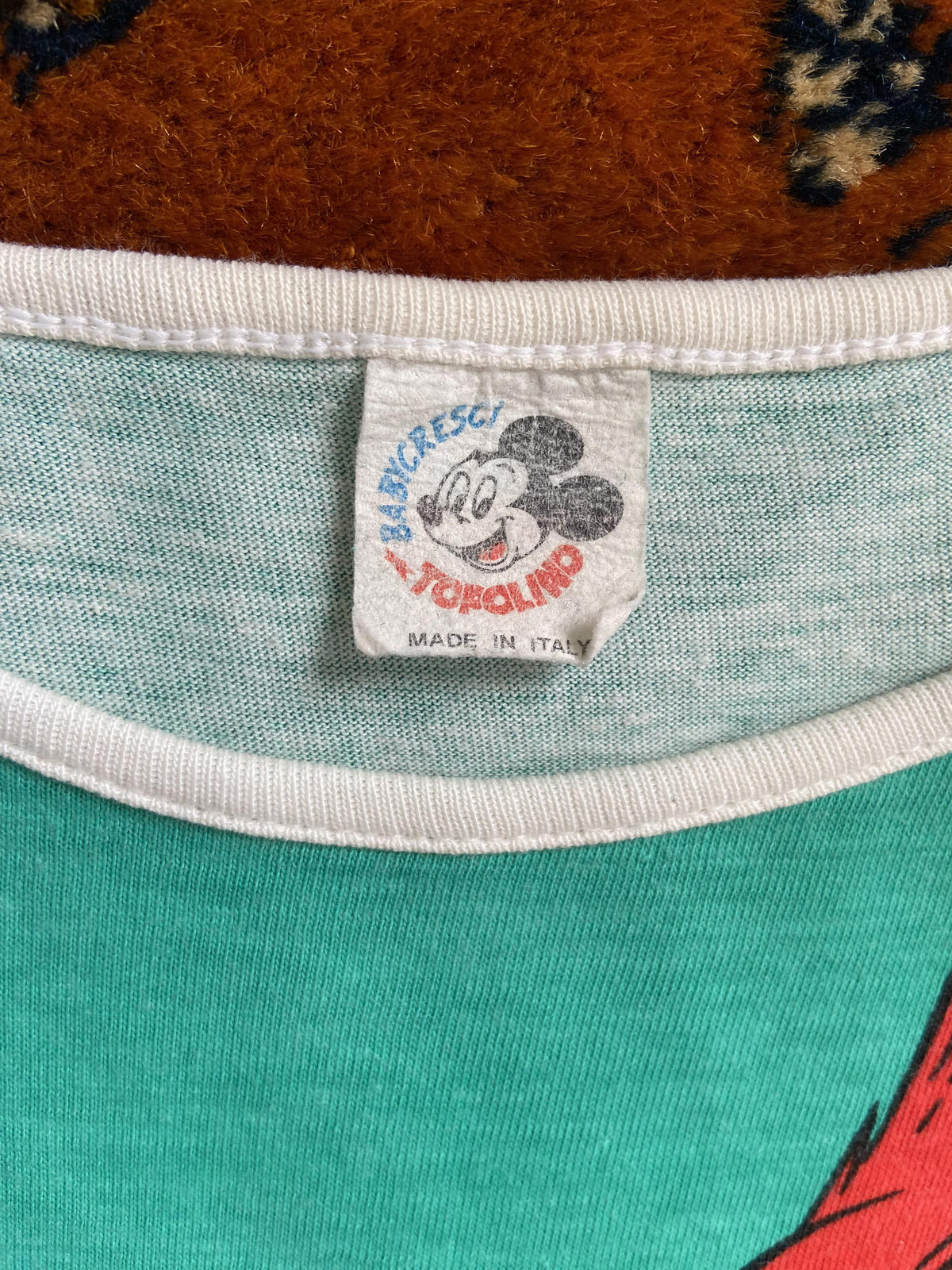 Vintage 1980s Walt Disney Donald Duck Camp Top
