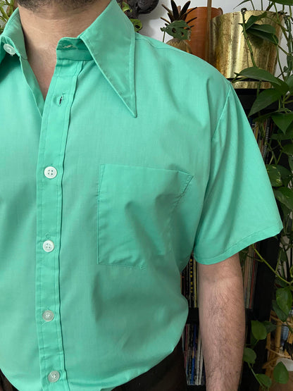 Vintage 1970s Green Dagger Collar Shirt