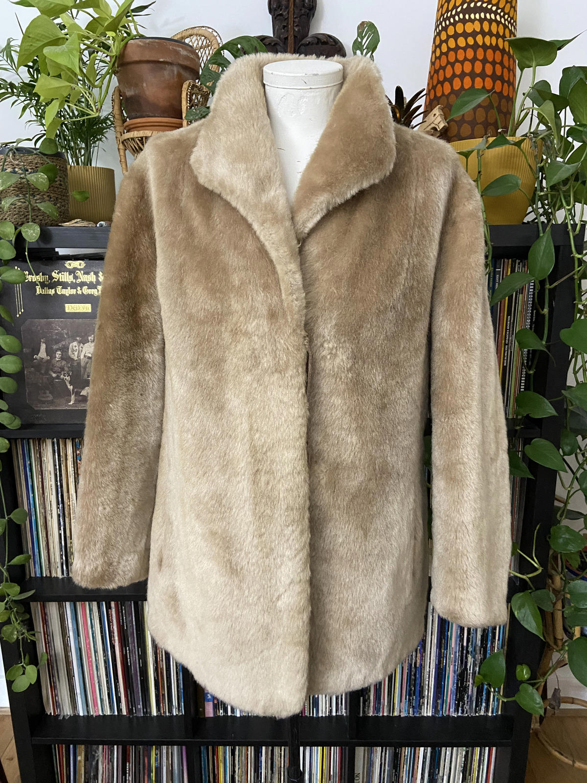 Vintage 1960s Beige Faux Fur Jacket