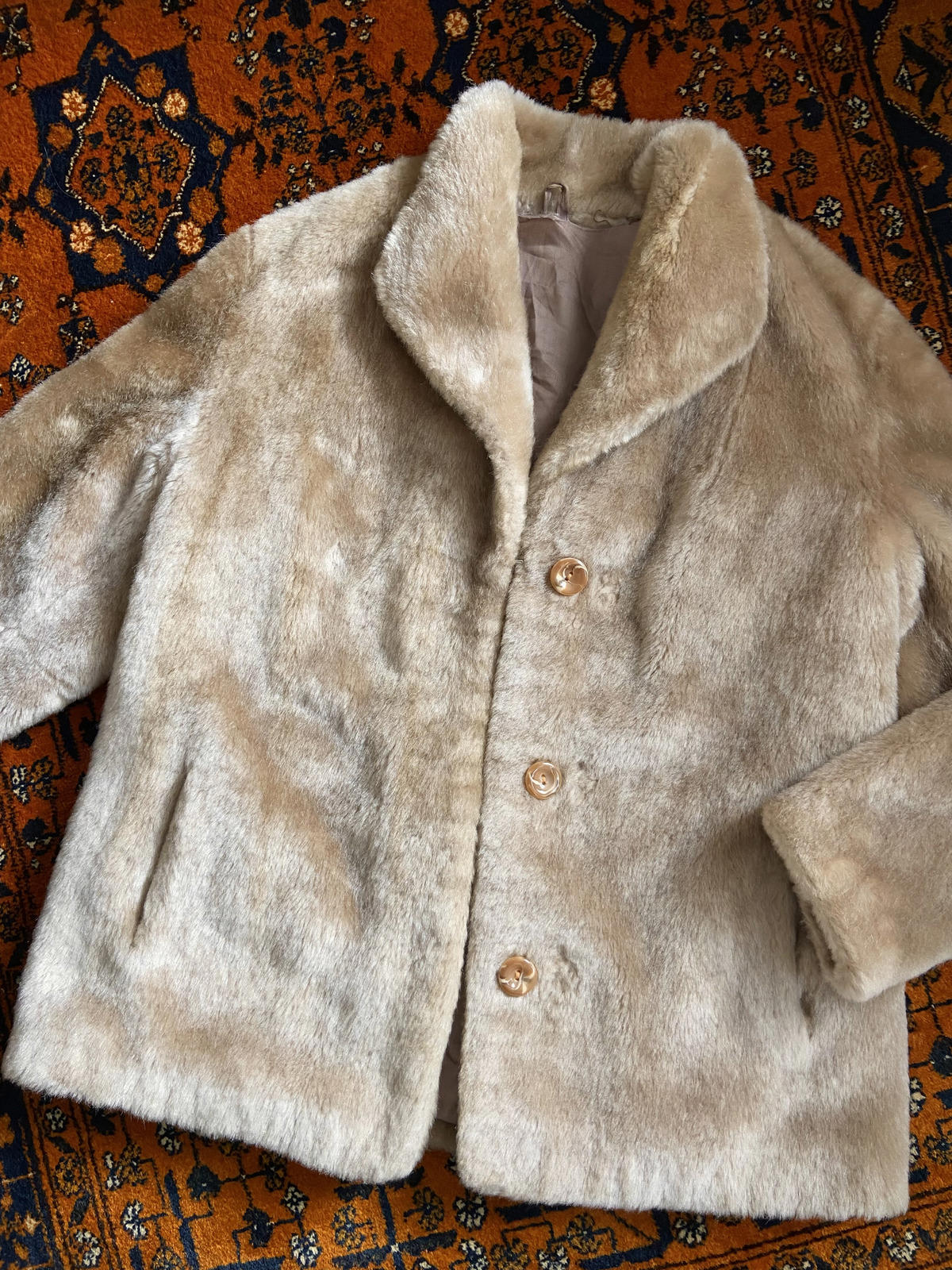 Vintage 1960s Beige Faux Fur Jacket