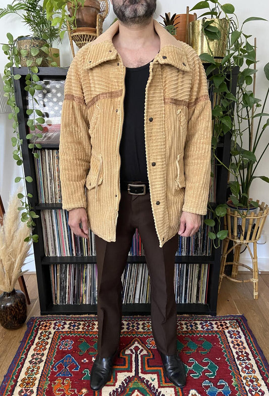 Vintage 1970s Beige Fleece Lined Corduroy Jacket