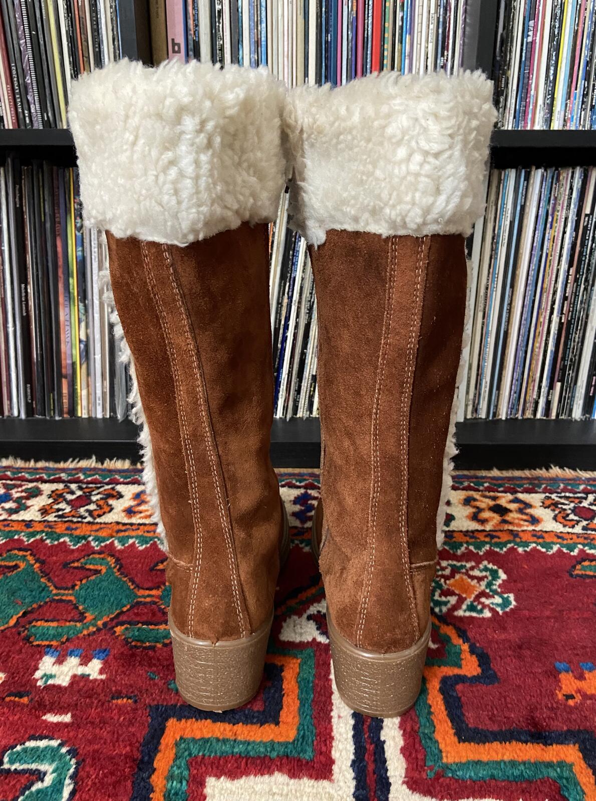 Vintage 1970s Tan Suede Sherpa Boots UK 7