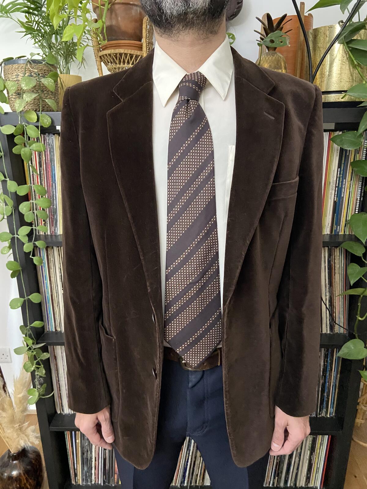 Vintage 1970s Pierre Cardin Brown Silk Kipper Tie