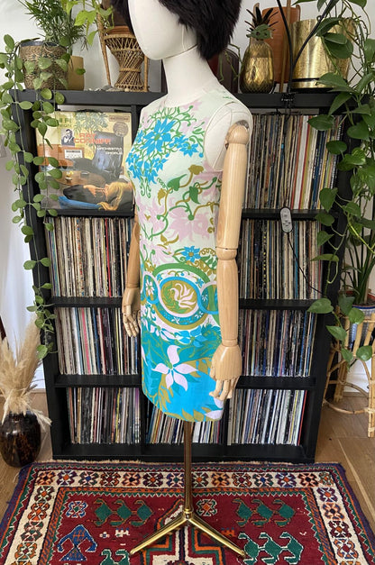 Vintage 1960s Psychedelic Pattern Shift Dress