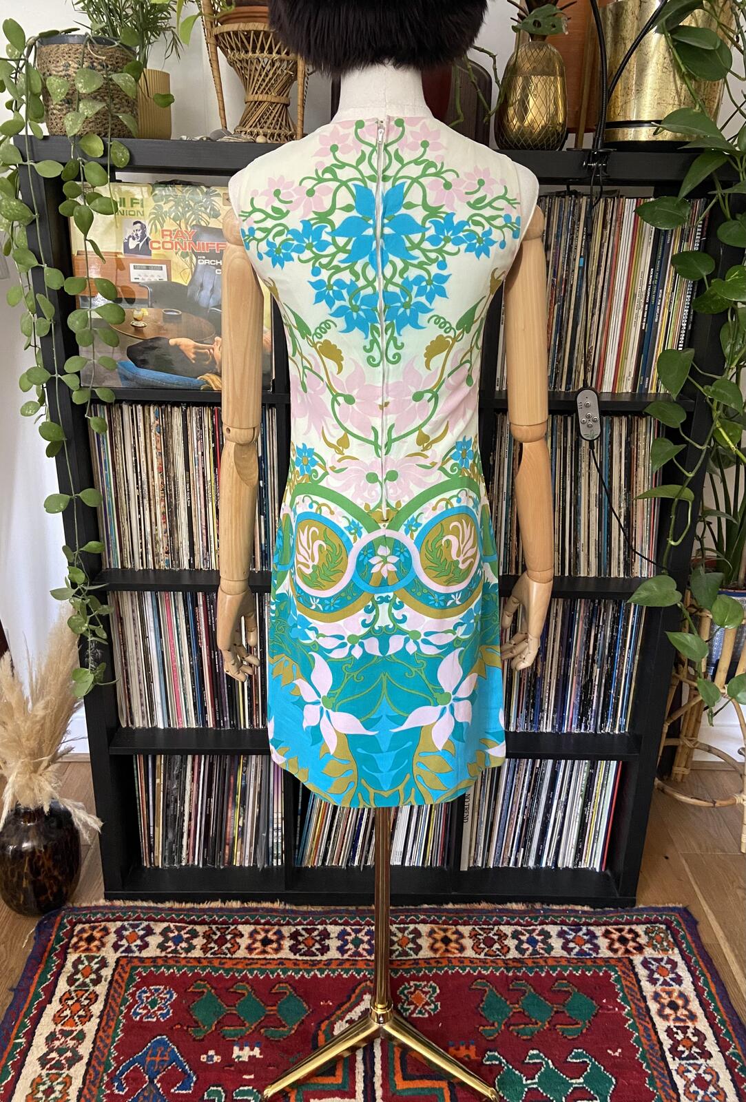 Vintage 1960s Psychedelic Pattern Shift Dress