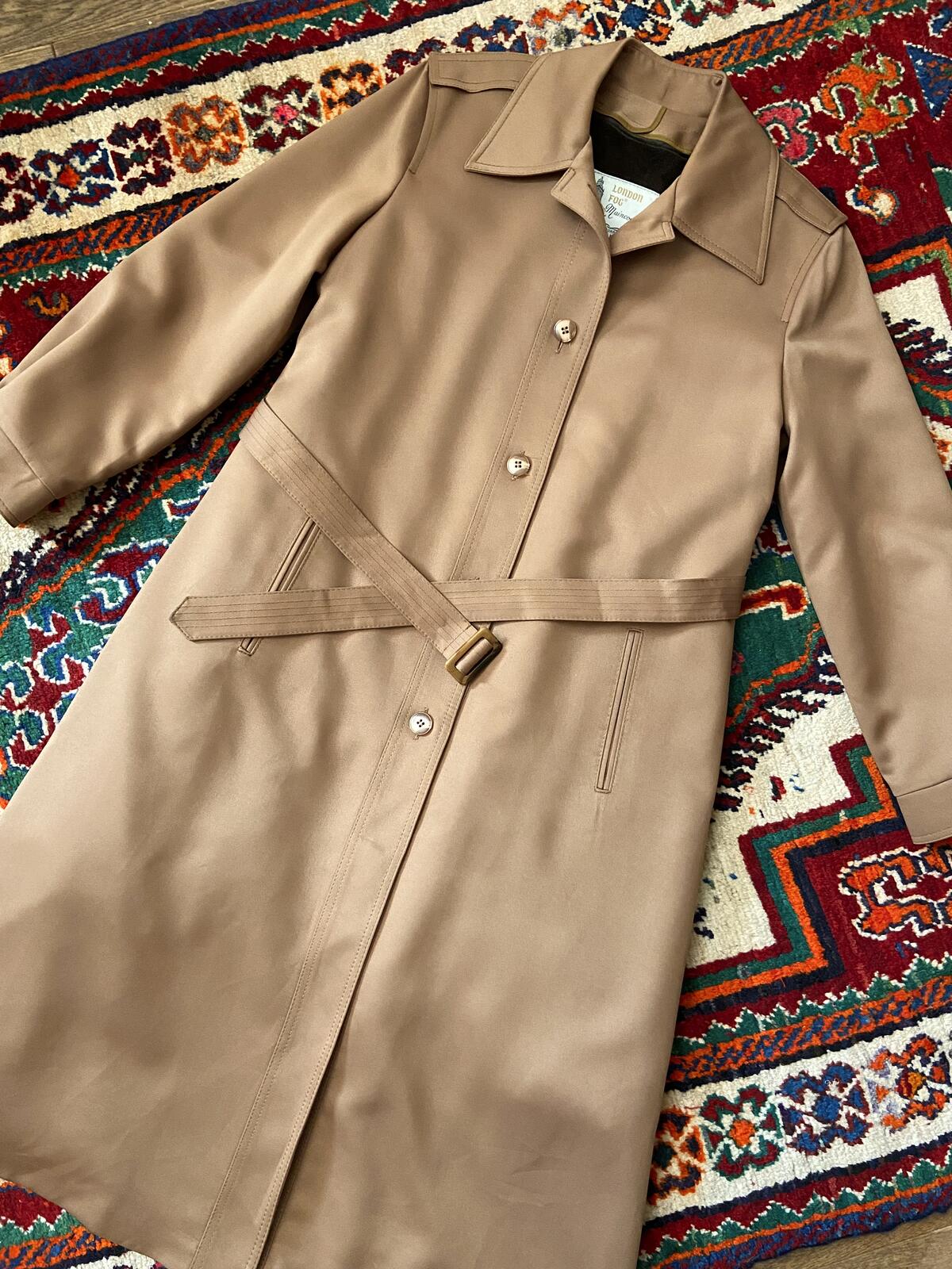 Vintage 1970s Beige London Fog Raincoat