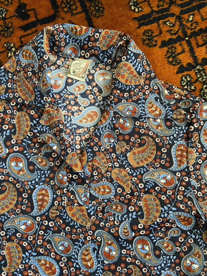 Vintage 1970s Navy Paisley Dagger Collar Top