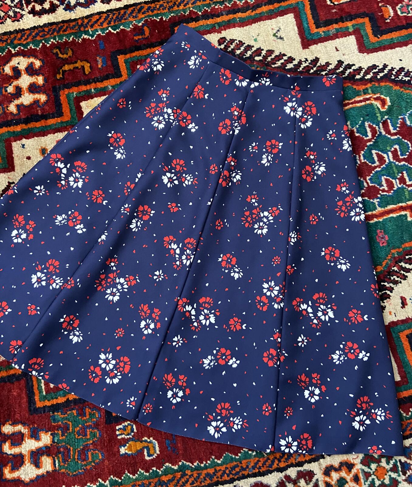 Vintage 1970s Navy Floral A-Line Skirt