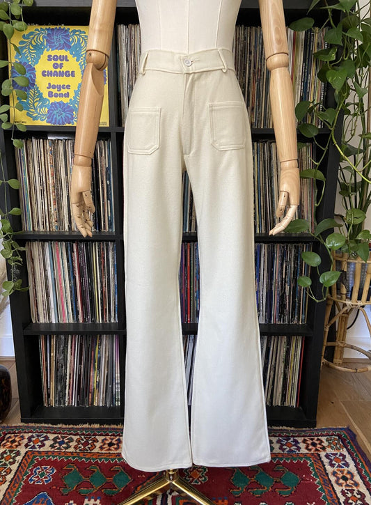 Vintage 1970s Cream Felt Patch Pocket Flares W28