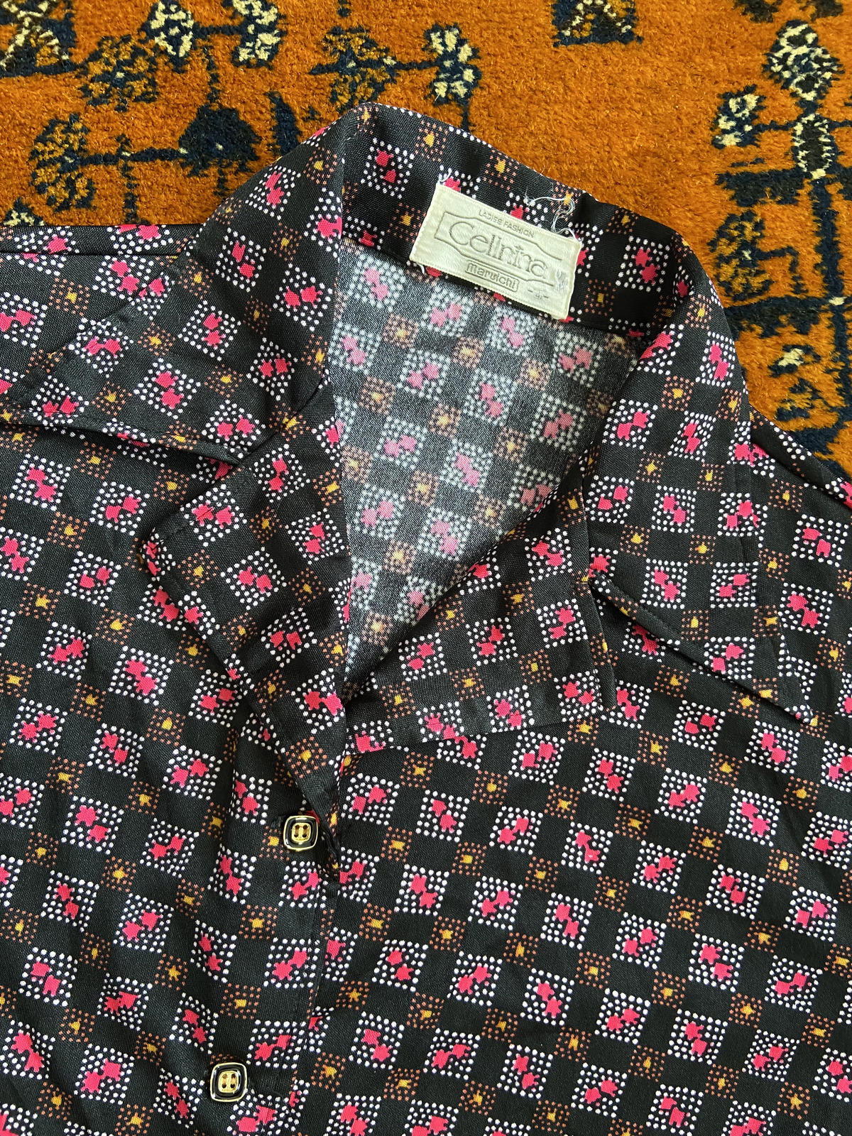 Vintage 1970s Black Pink Jersey Shirt