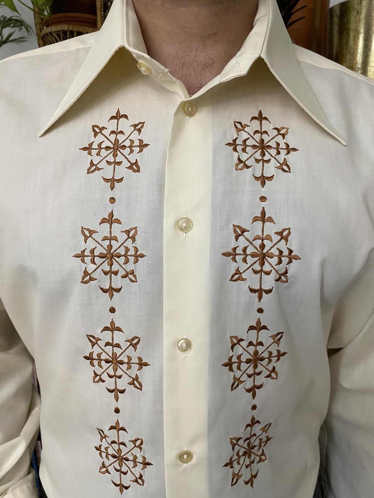 Vintage XL 1970s Beige Embroidered Shirt