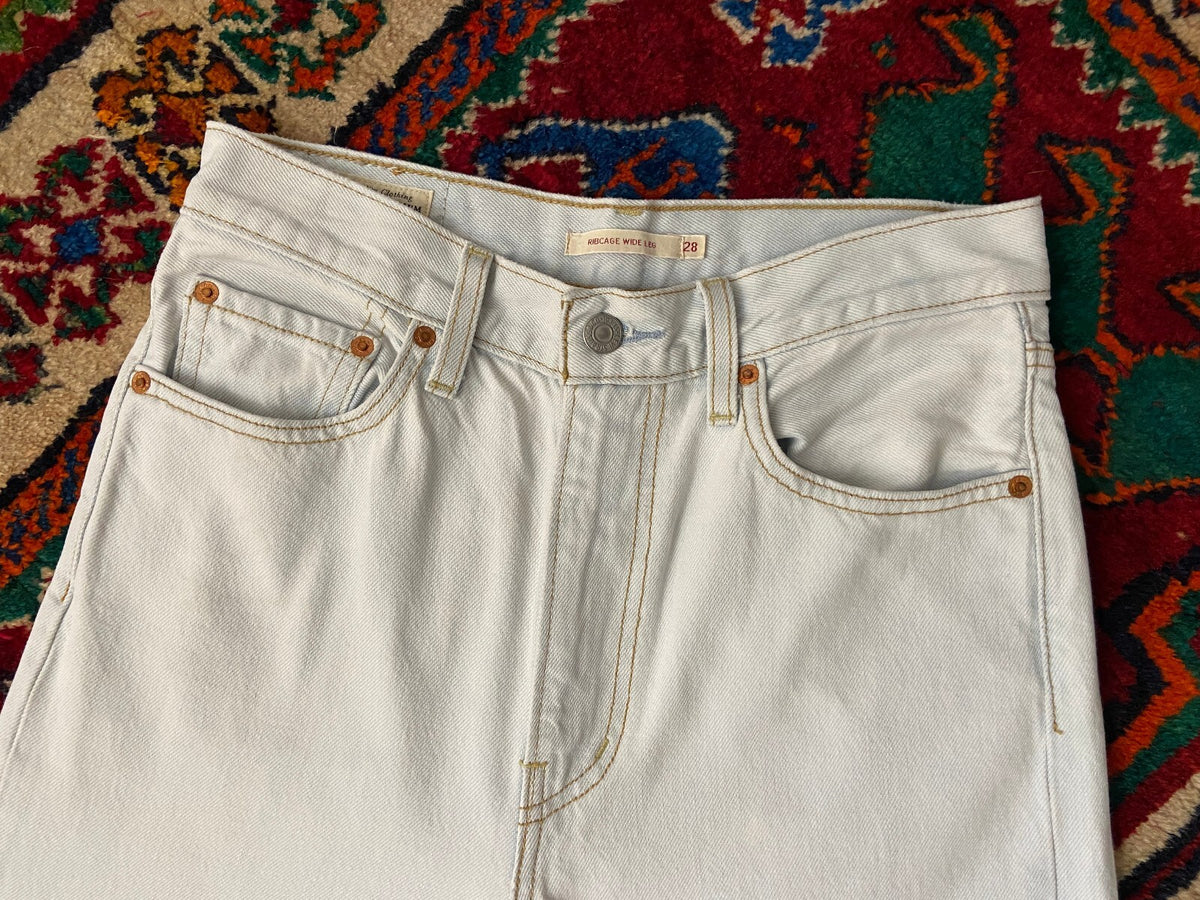 Levi's Pale Blue Ribcage Wide Leg Jeans W29