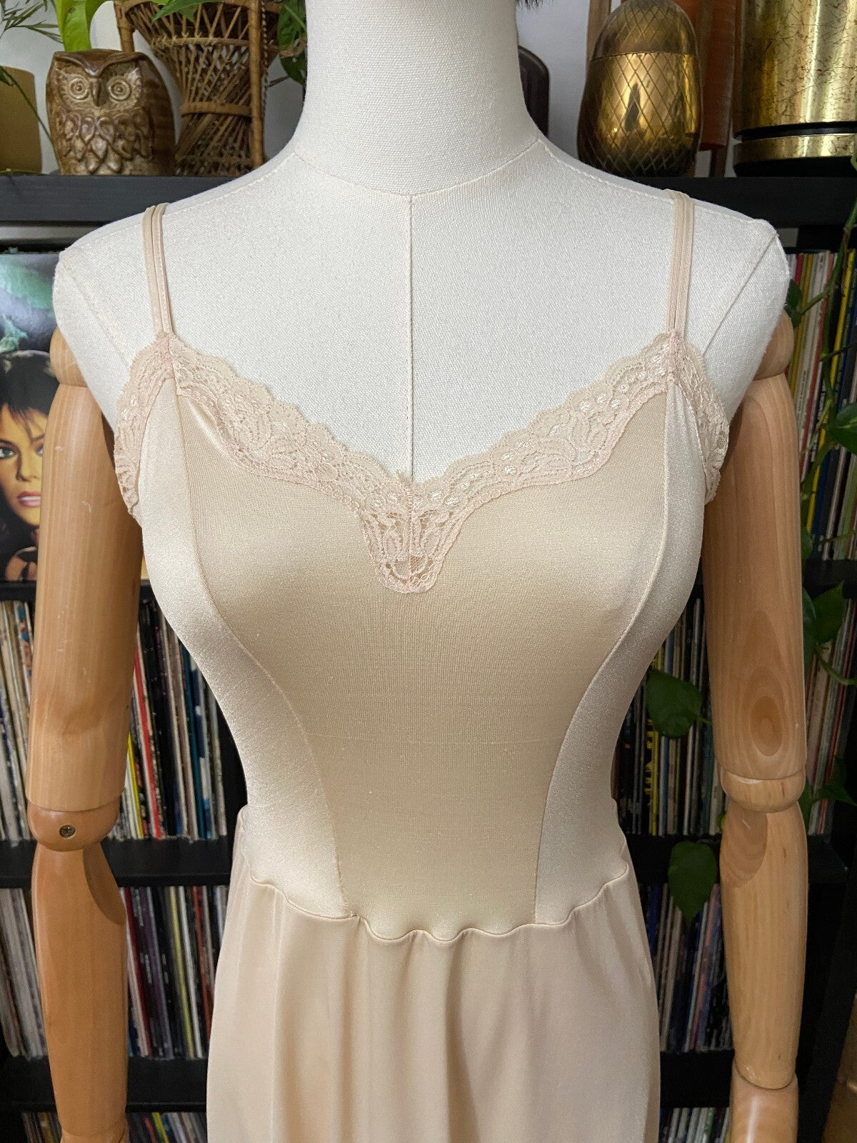 Vintage 1980s Beige St Michael Slip