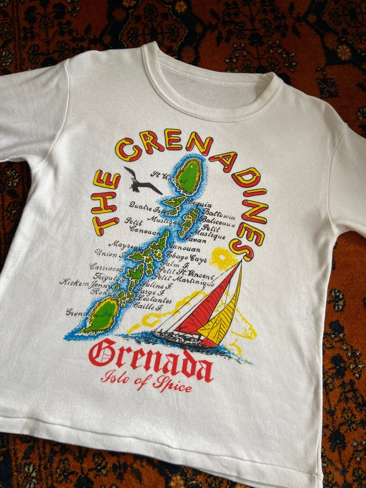 Vintage 1980s Grenada Print Souvenir T-Shirt