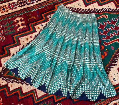Vintage 1970s Green Tulip Print Pleated Skirt