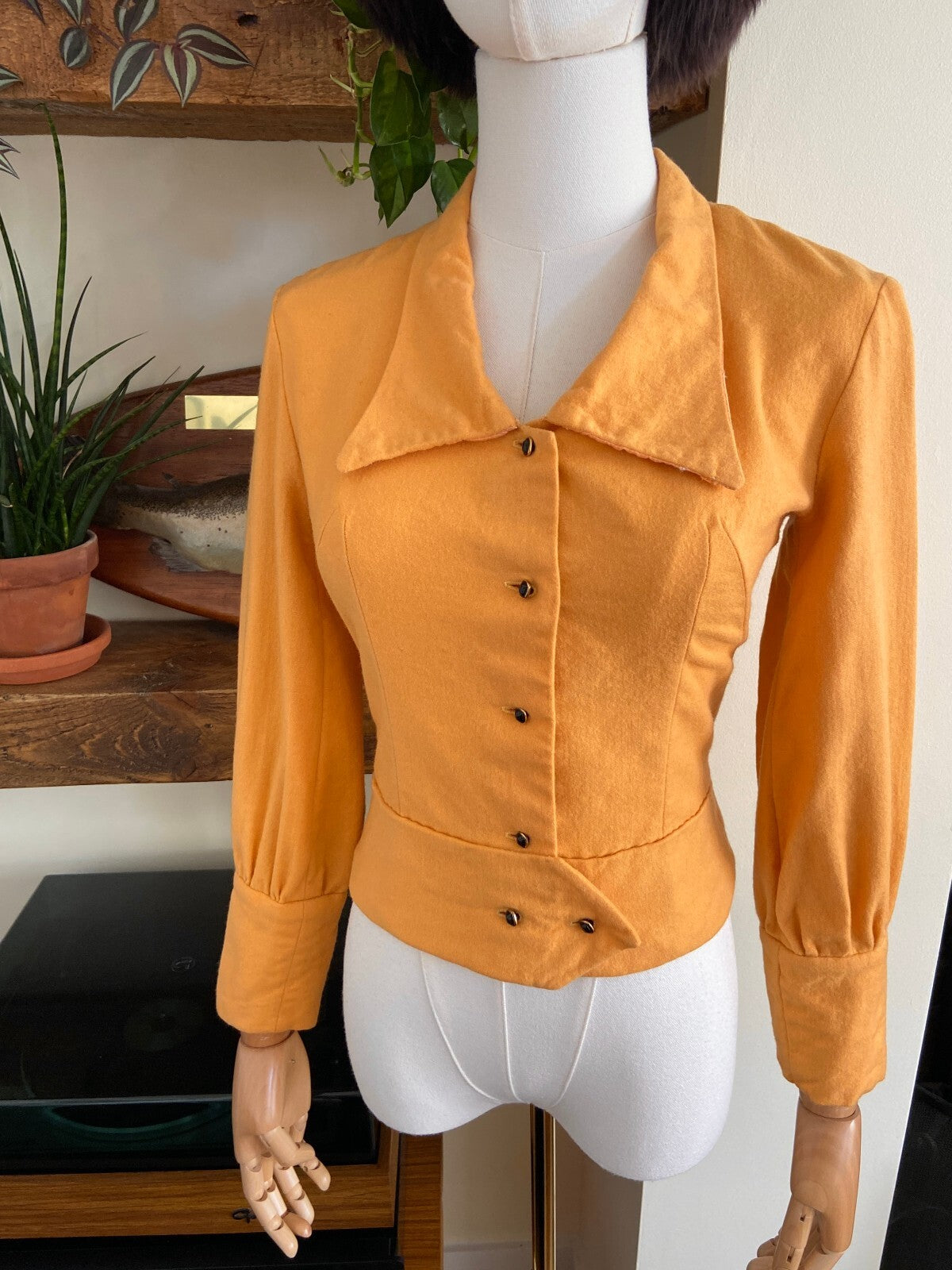 Vintage 1970s Does 1940s Apricot Cropped Jacket
