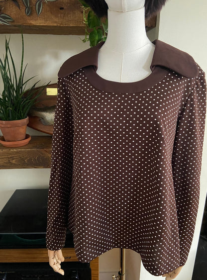 Vintage 1970s Brown Beagle Collar Top