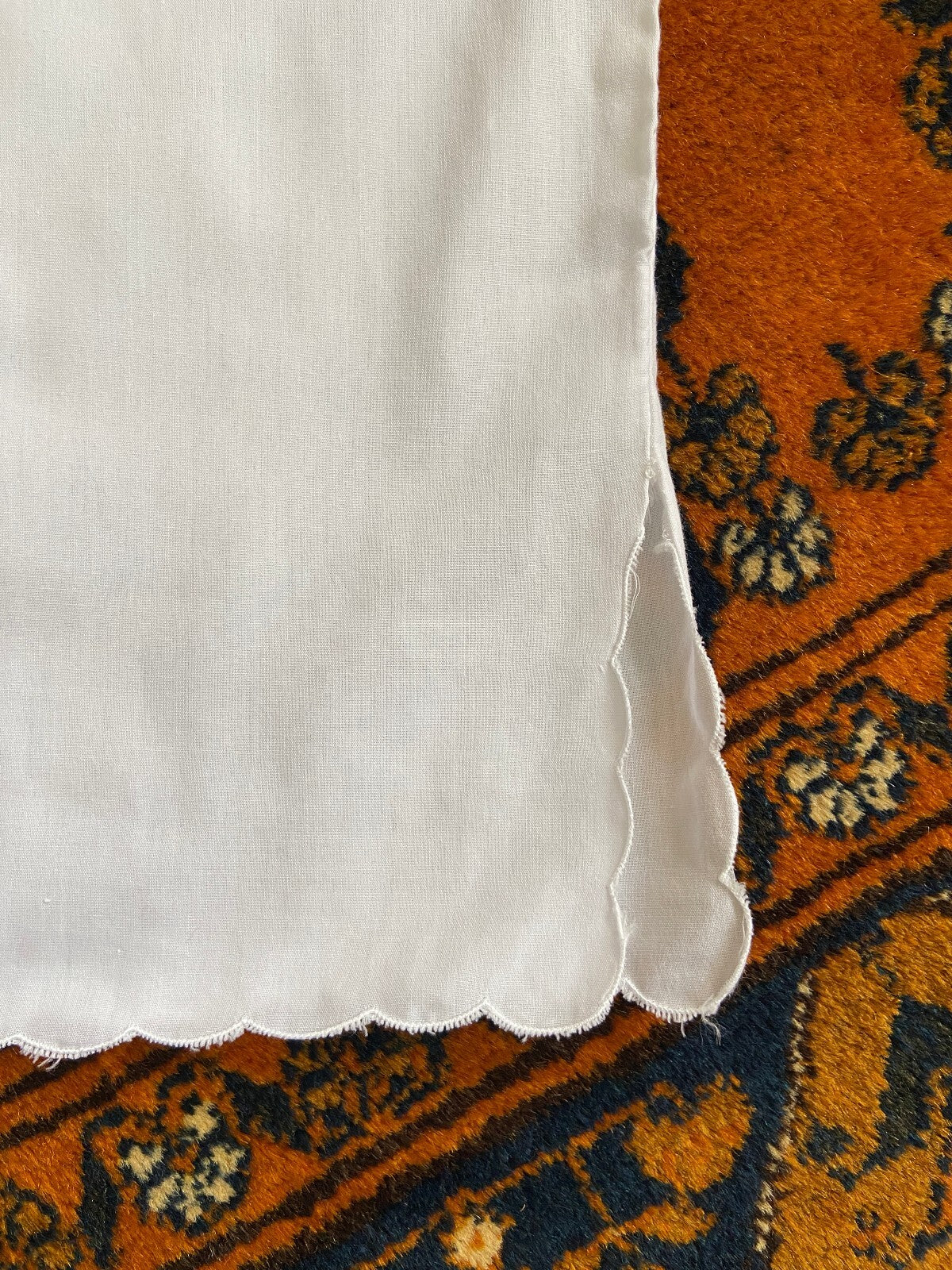 Vintage 1980s White Embroidered Cap Sleeve Top