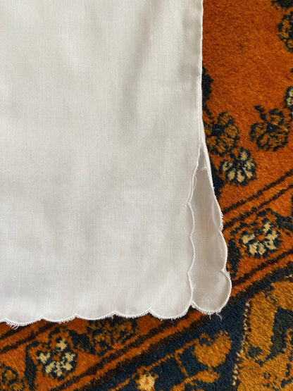 Vintage 1980s White Embroidered Cap Sleeve Top