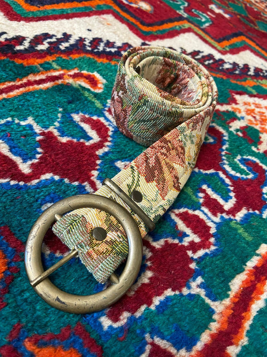 Vintage Beige Floral Tapestry Belt