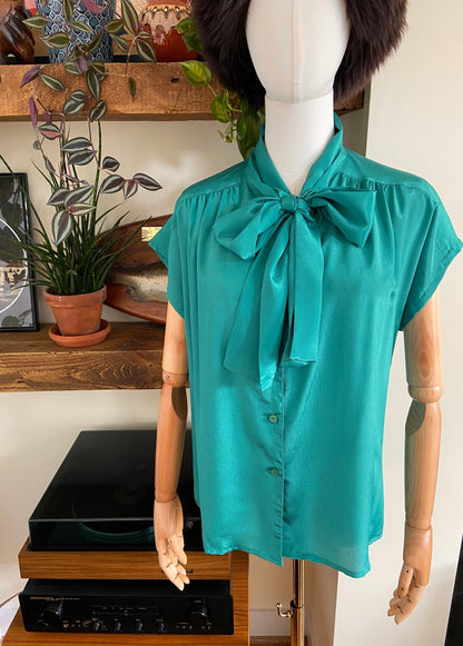 Vintage 1980s Green Pussybow Blouse
