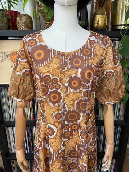 Vintage 1970s Brown Flower Power Dress