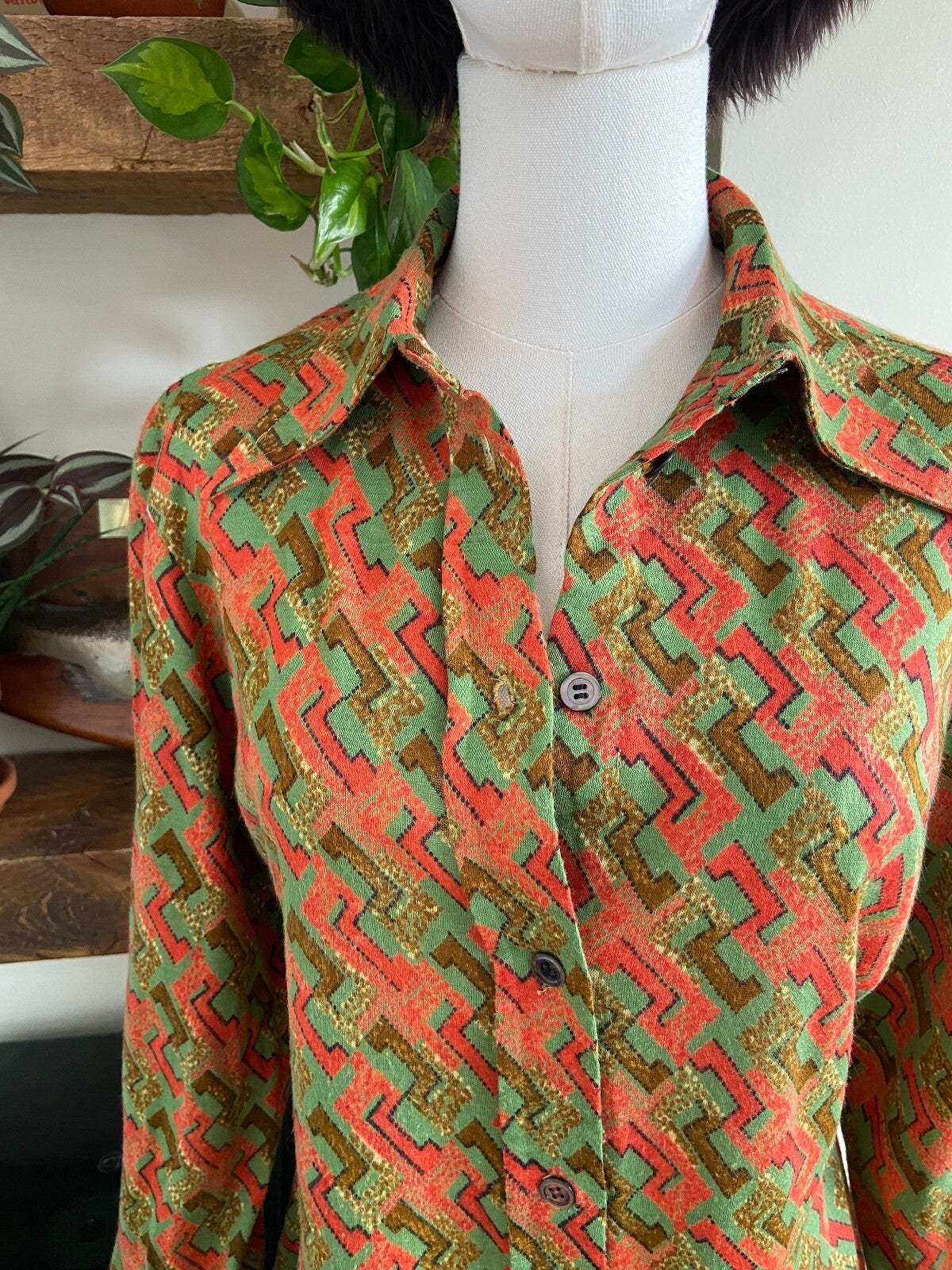 Vintage 1970s Green & Orange Print Dagger Collar Shirt