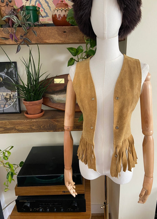 Vintage 1970s Beige Suede Fringe Vest