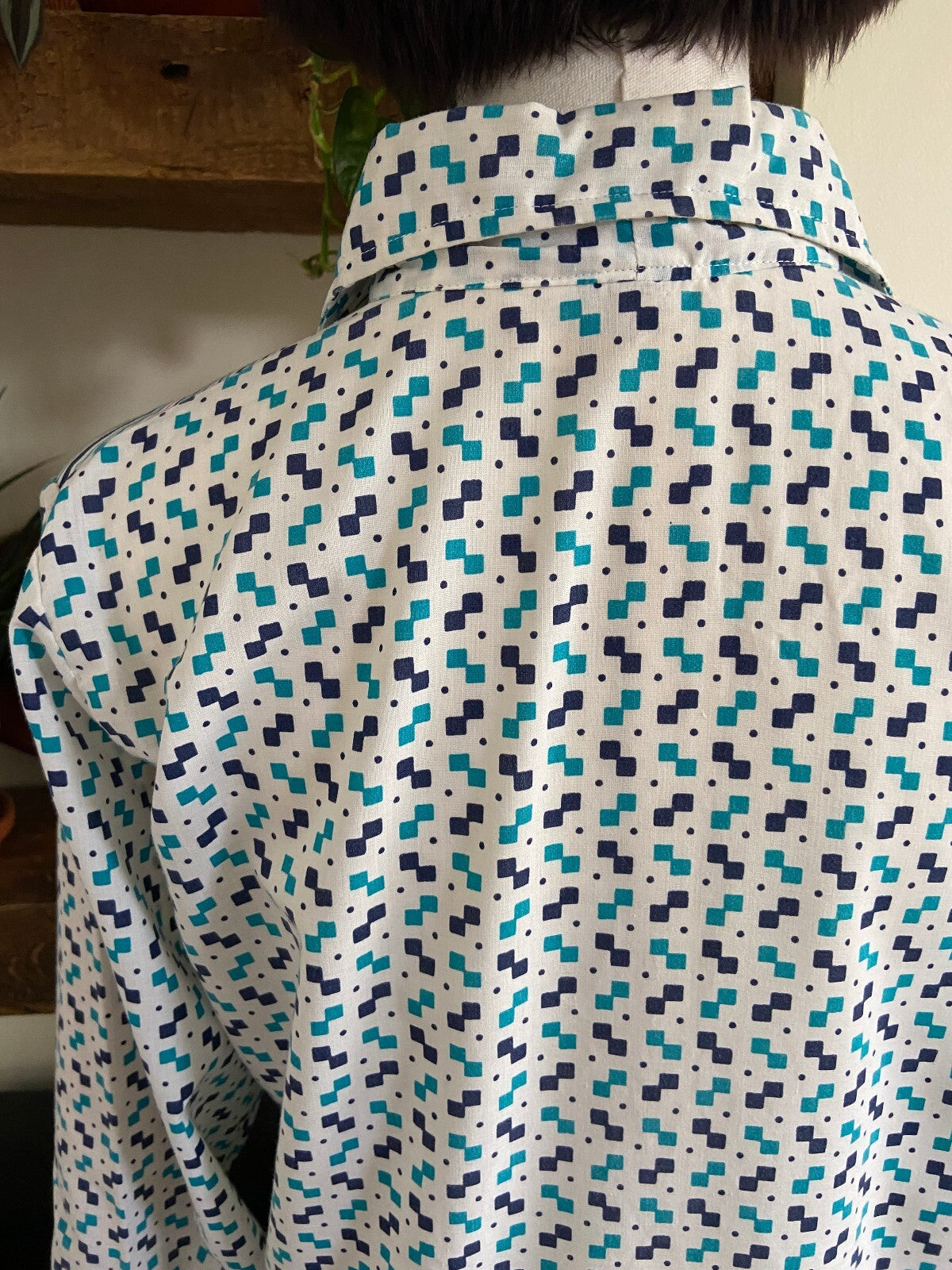 Vintage 1970s Geometric Print Dagger Collar Shirt