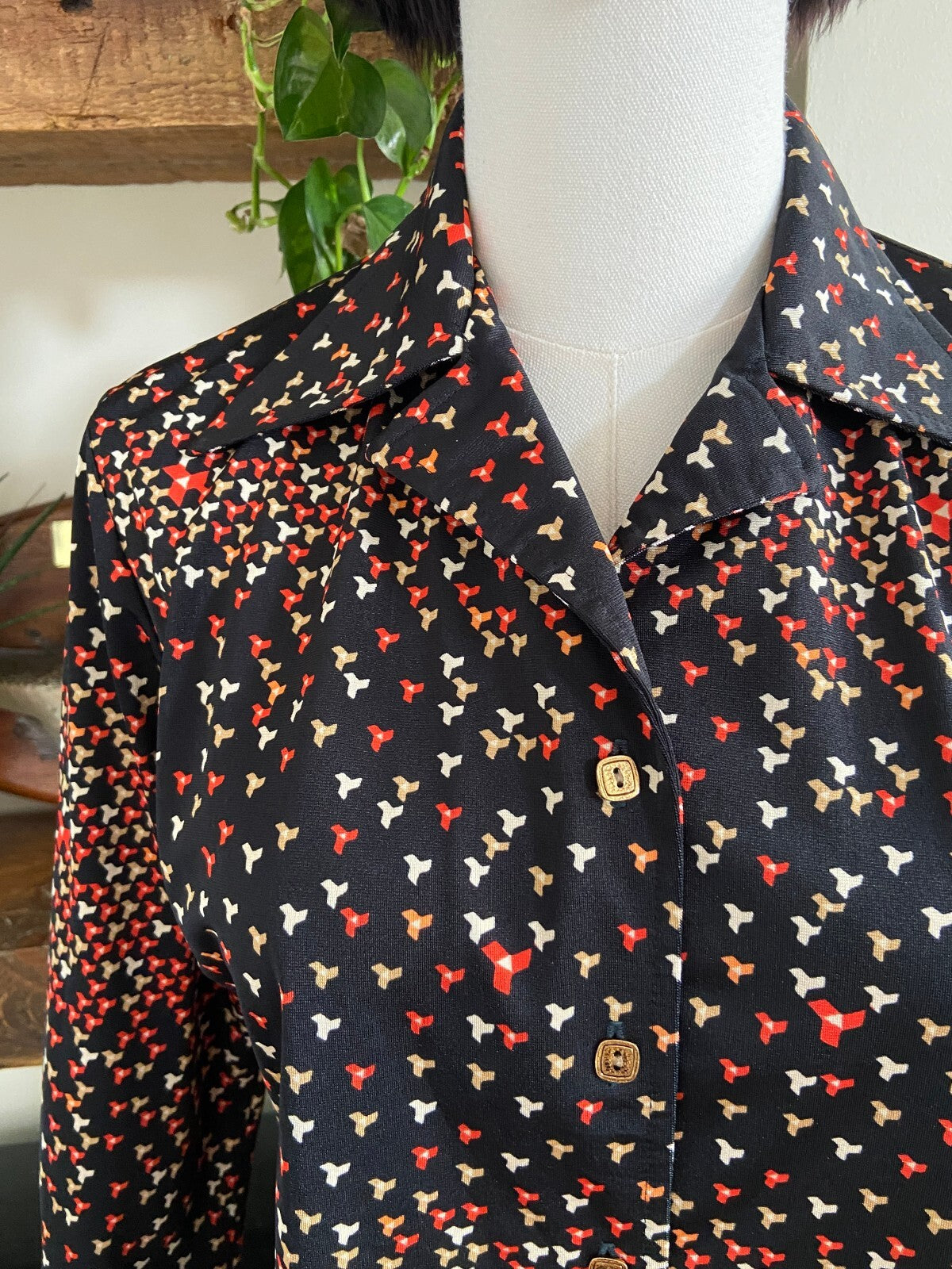 Vintage 1970s Black Printed Japanese Jersey Shirt