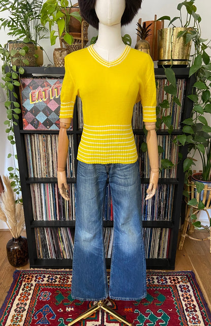Vintage Y2K Levi's 525 Bootcut Flared Jeans W30