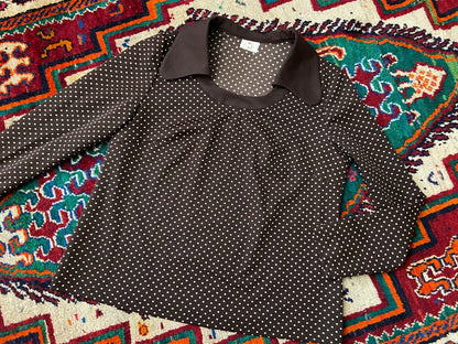 Vintage 1970s Brown Beagle Collar Top