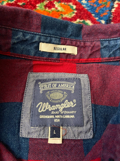 Vintage Y2K Red & Navy Wrangler Western Shirt