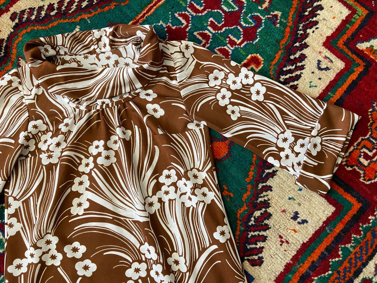Vintage 1970s Brown & White Funnel Neck Dress