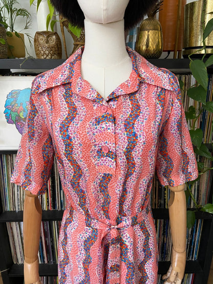 Vintage 1970s Pink Dagger Collar Shirt Dress