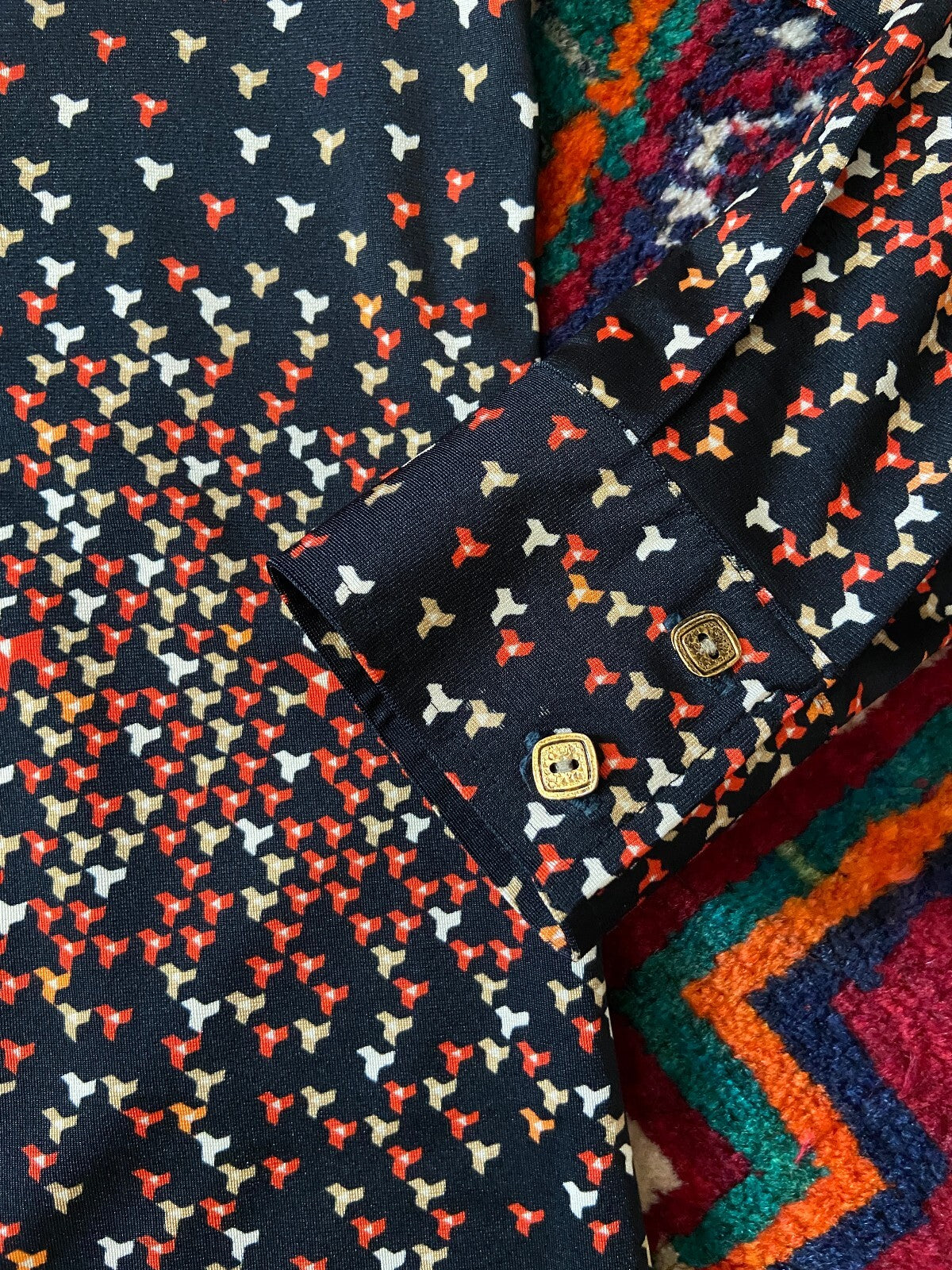 Vintage 1970s Black Printed Japanese Jersey Shirt