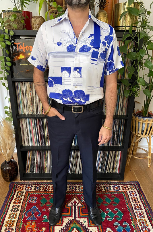 Vintage 1970s Hawaiian Dagger Collar Shirt