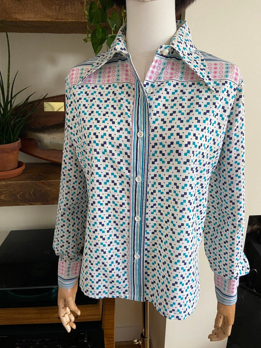 Vintage 1970s Geometric Print Dagger Collar Shirt