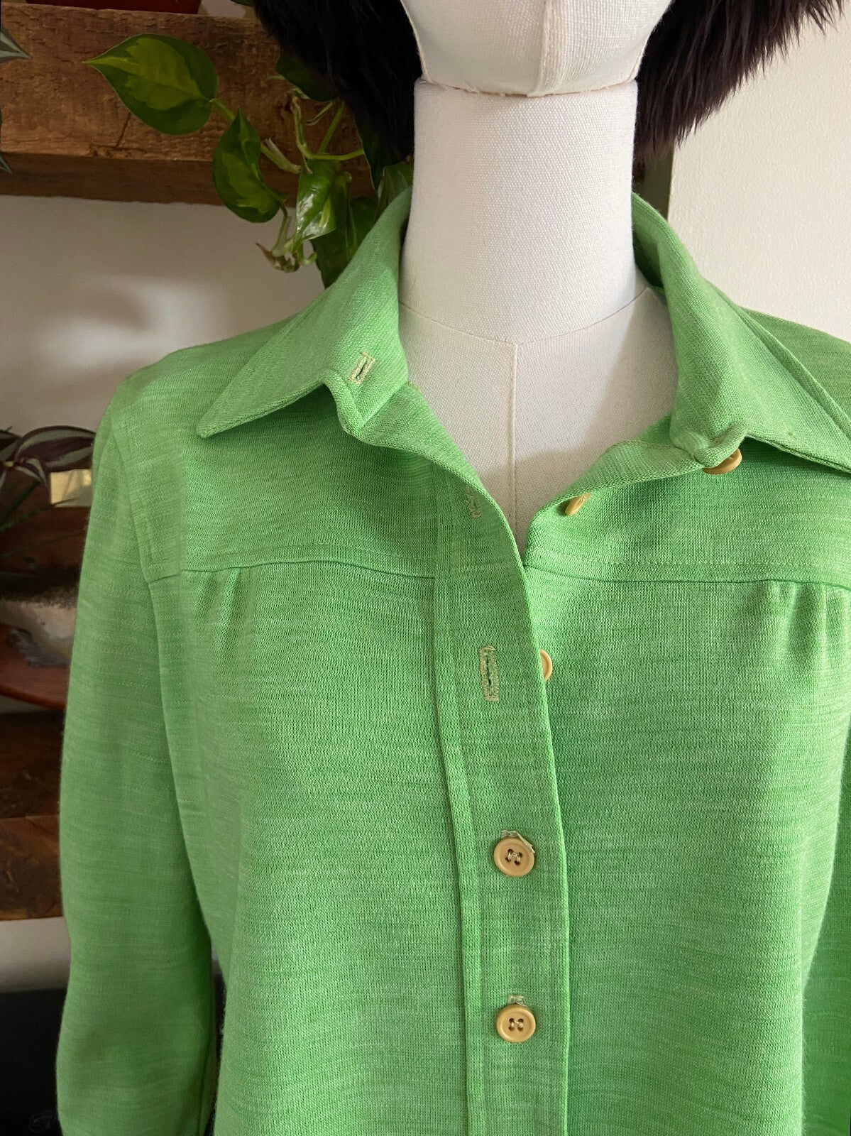 Vintage 1970s Green Thick Knit Shirt
