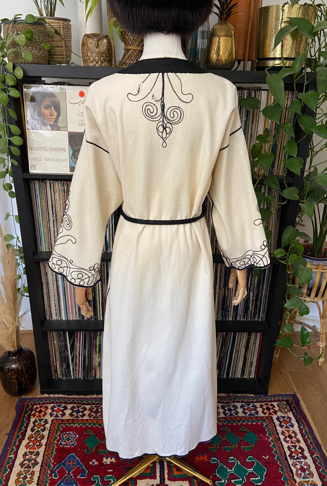 Vintage 1970s Cream & Black Button Down Kaftan