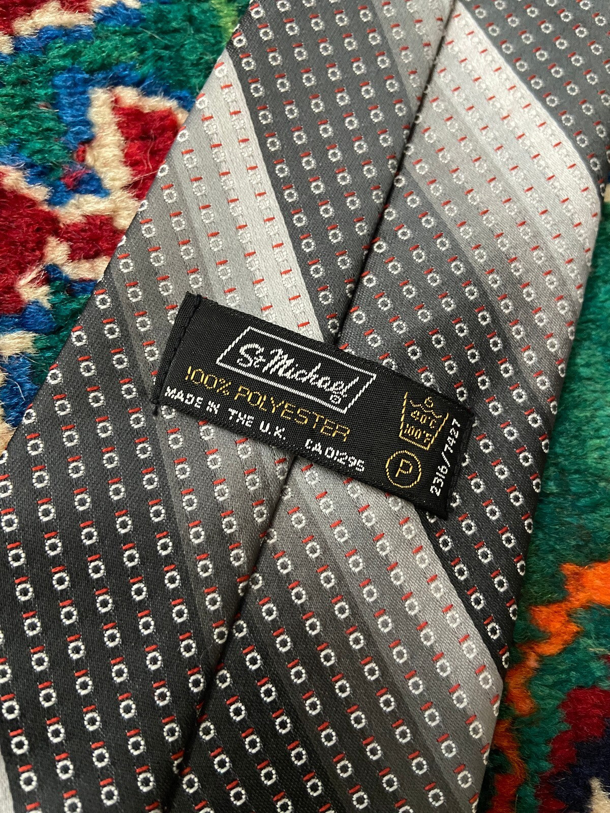 Vintage 1970s Grey St Michael Kipper Tie