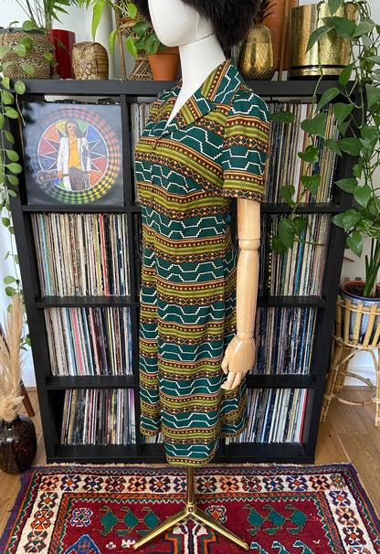 Vintage 1970s Green Geometric Print Shirt Dress