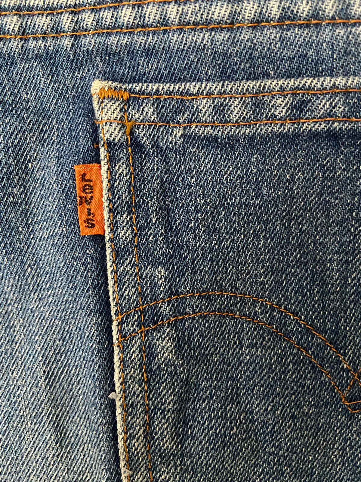 Vintage Levi's 525 Straight Leg Orange Tab Jeans W32