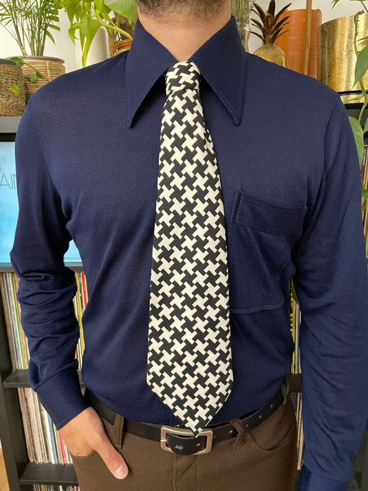 Vintage 1970s St Michael Black & White Houndstooth Kipper Tie