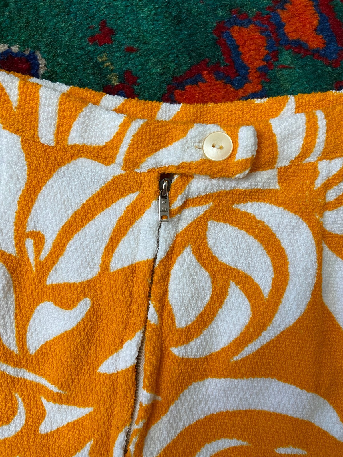 Vintage 1970s Patterned High Waisted Shorts W26