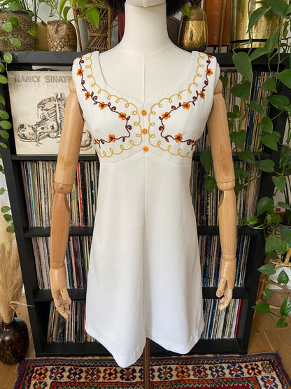 Vintage 1960s White Embroidered Shift Dress